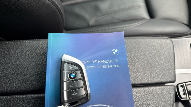 BMW 5 Series 520d xDrive MHT M Sport 4dr Step Auto Diesel Saloon